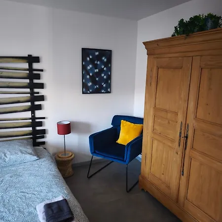 Près Colmar 6 Appartement *